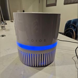 Koios counter top air purifier. Gently used.
